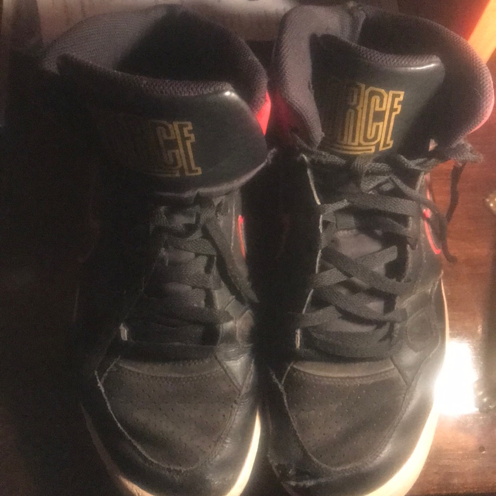 Nike shoes